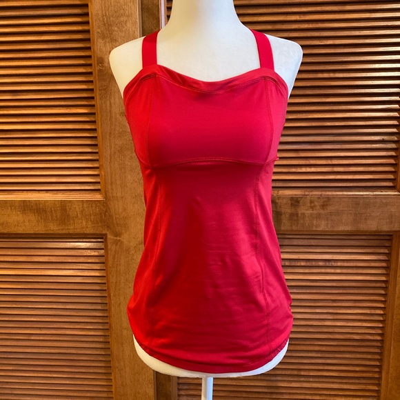❤️markdown❤️Lululemon red sports top - Picture 2 of 8